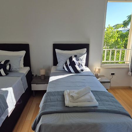 Luxury Two-Floor Apartment In Petrcane With Garden And Pool Bagian luar foto
