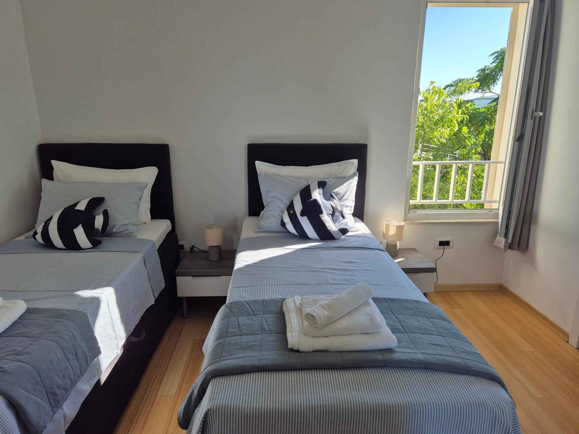 Luxury Two-Floor Apartment In Petrcane With Garden And Pool Bagian luar foto
